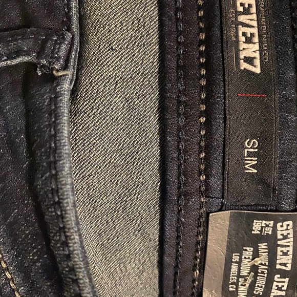 Seven Jeans Co. Slim Fit Premium Flex Denim. Tag Size is 36x34 but fits bigger. - Picture 4 of 7
